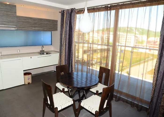 North 2* プリモルスコ